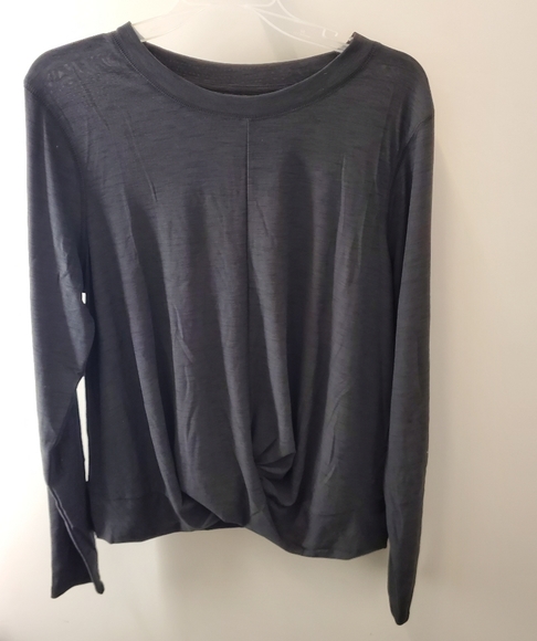 Old Navy Tops - Long sleeve top